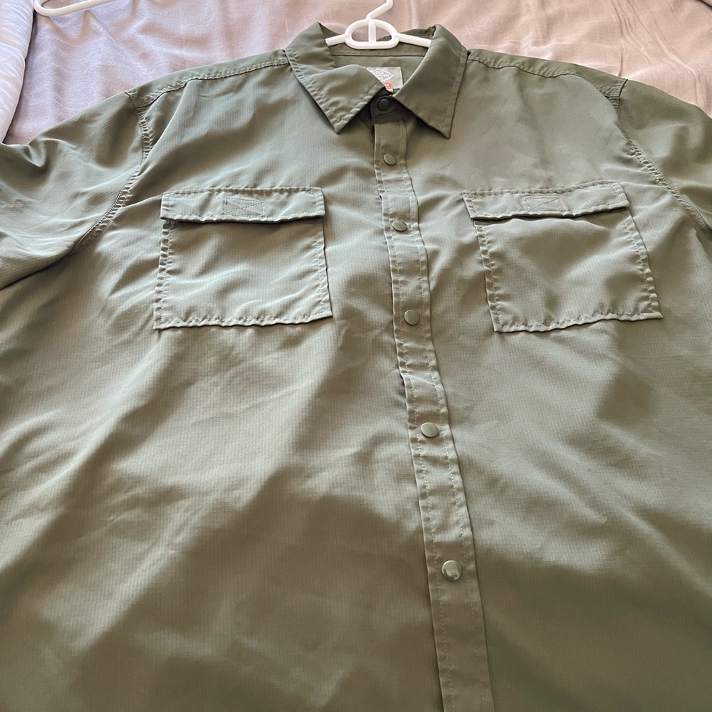 Men’s snap up shirt